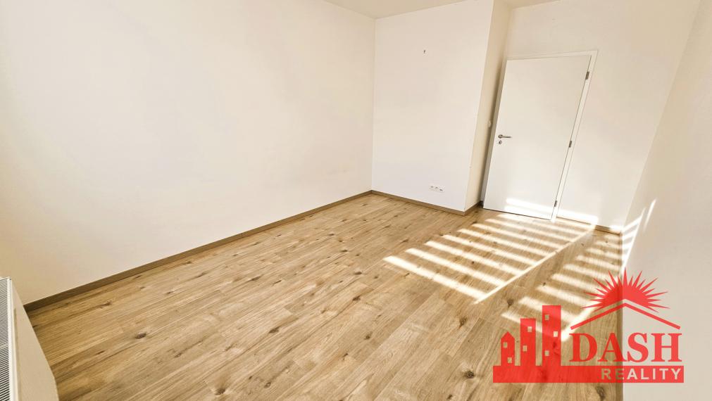 Na prenájom 3 izbový byt v novostavbe s garážou a park. miestom, Trenčín, Zlatovská