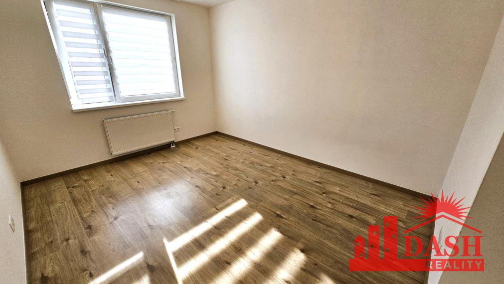 Na prenájom 3 izbový byt v novostavbe s garážou a park. miestom, Trenčín, Zlatovská