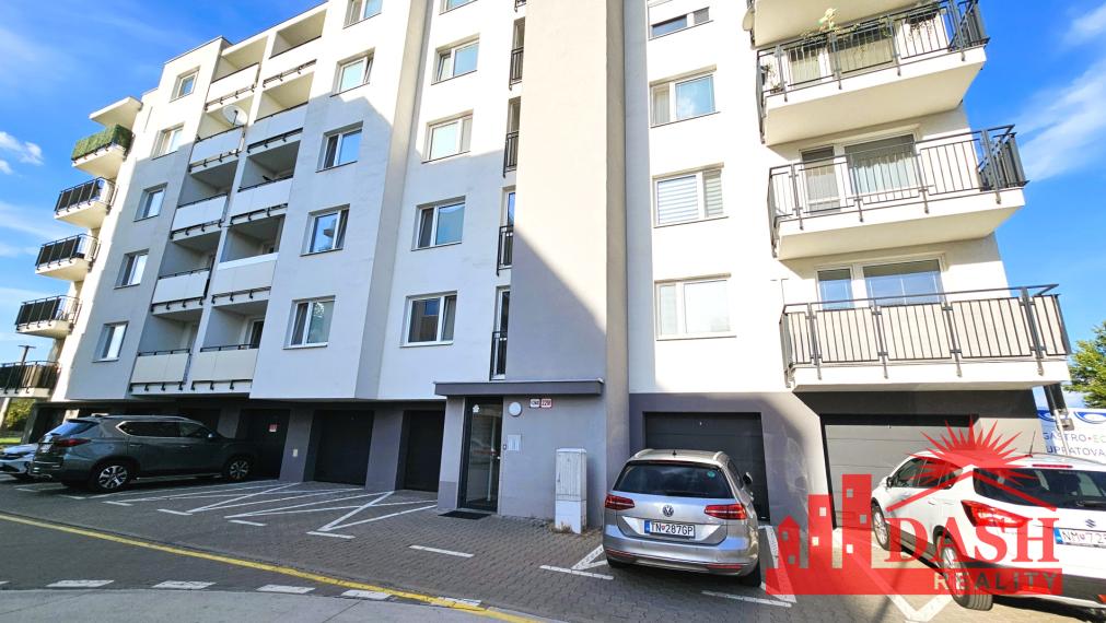 Na prenájom 3 izbový byt v novostavbe s garážou a park. miestom, Trenčín, Zlatovská