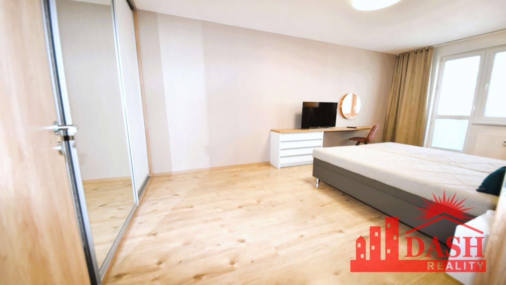 Na predaj 2 izbový byt s garážou v novostavbe, Trenčín, 72 m2, rezidencia Zlatovská