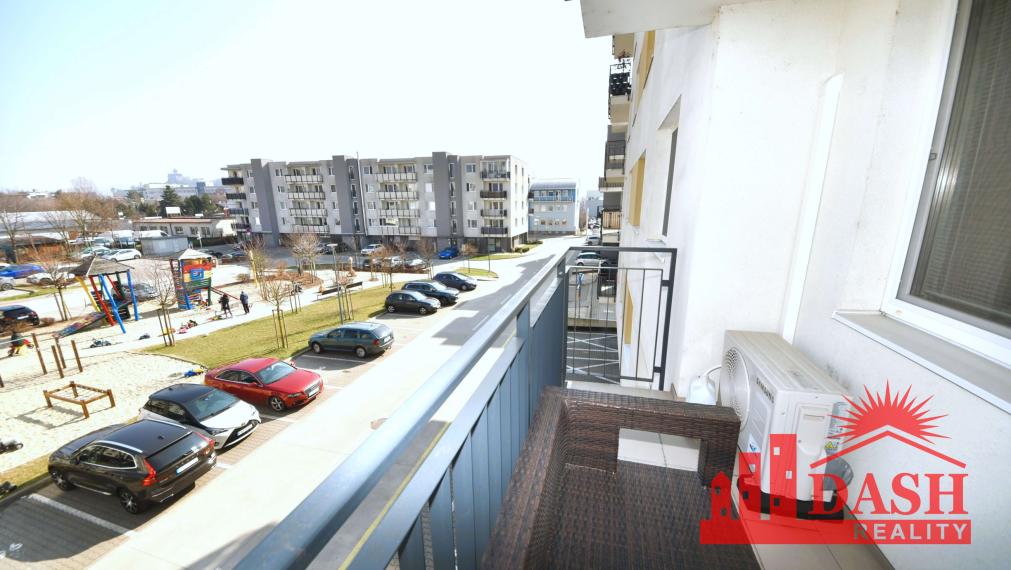 Na predaj 2 izbový byt s garážou v novostavbe, Trenčín, 72 m2, rezidencia Zlatovská