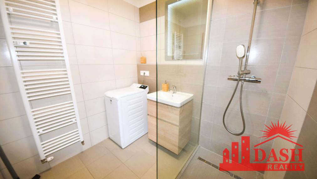 Na predaj 2 izbový byt s garážou v novostavbe, Trenčín, 72 m2, rezidencia Zlatovská