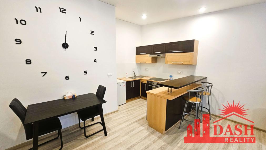 Na prenájom zariadený byt v centre mesta, Trenčín, ul. Hviezdoslavova