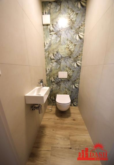 Na prenájom 2 izbový byt s balkónom a park. miestom, Trenčín, Kožušnícka