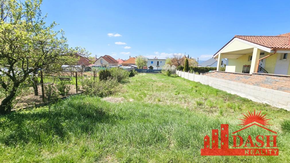 Na predaj stavebný pozemok s projektom a povolením, 607 m2,Trenčianska Turná