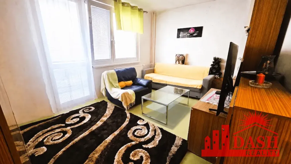 Na predaj | 3 izbový byt | zasklená lodžia | Trenčín | Sihoť IV