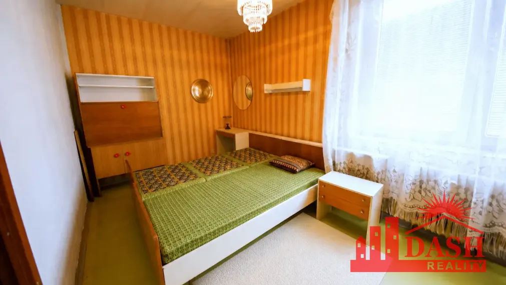 Na predaj | 3 izbový byt | zasklená lodžia | Trenčín | Sihoť IV
