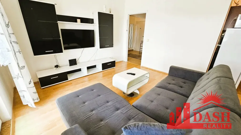 Na prenájom | zariadený 2 izbový byt | lodžia | Trenčín | Sihoť