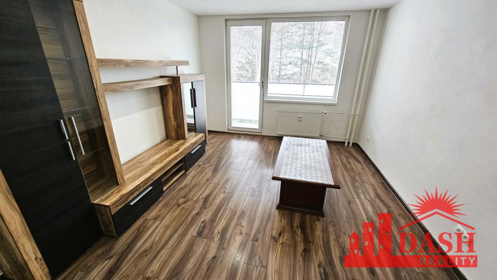 Na prenájom | 1 izbový byt | lodžia | Trenčín | Západná