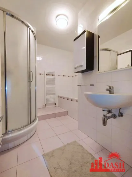 Na predaj | 3 izbový byt | lodžia 2x | Trenčín | Liptovská