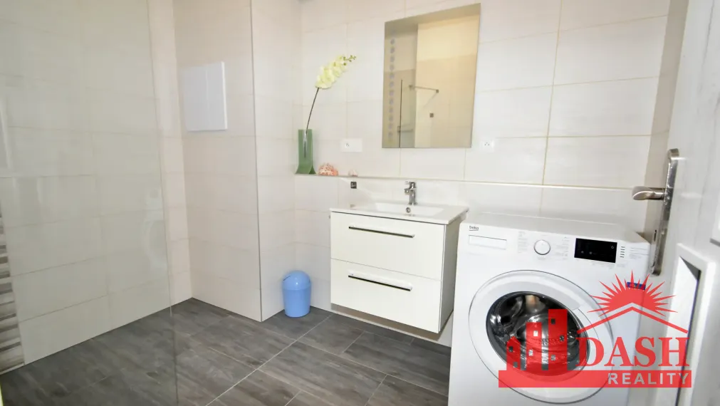 Na predaj | 3 izbový byt | garáž | Trenčín | Vinohrady