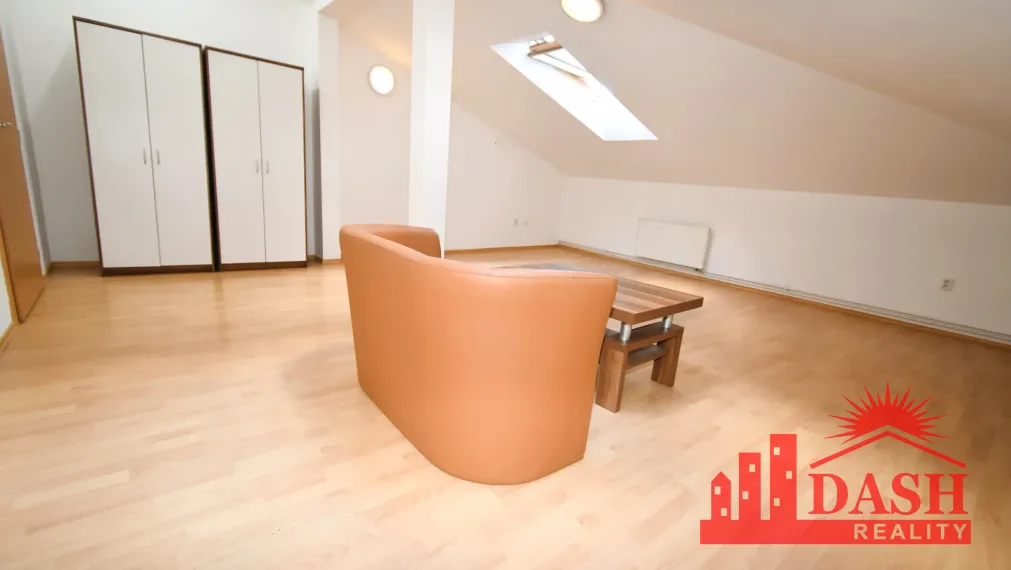 Na prenájom | kancelársky priestor | Trenčín | Piaristická | 36 m2
