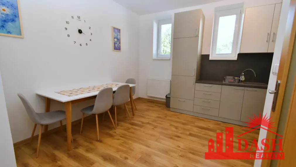 Na prenájom | 2 izbový byt | parkovacie miesto | Trenčín | Sihoť