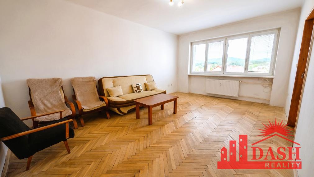 Na predaj | 4 izbový byt | 2 balkóny | Nemšová | 101 m2
