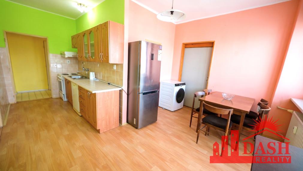 Na predaj | 4 izbový byt | 2 balkóny | Nemšová | 101 m2