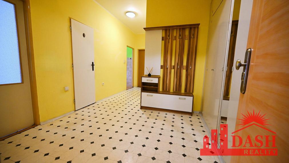 Na predaj | 4 izbový byt | 2 balkóny | Nemšová | 101 m2