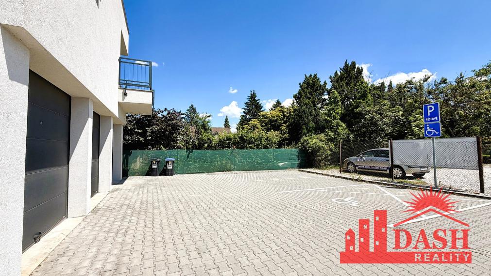 Na prenájom | obchodný - komerčný priestor | 100 m2 | Trenčín | Brnianska