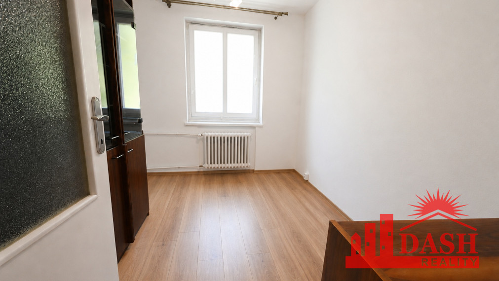 Na prenájom | 4 izbový byt | lodžia | Sihoť | Trenčín