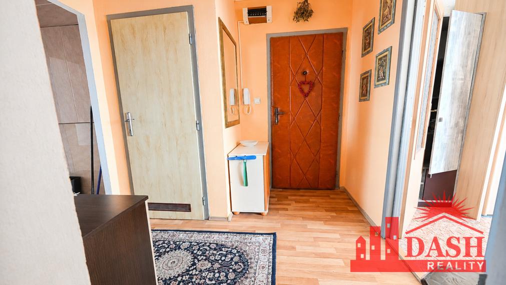 Na predaj | 3 izbový byt | Trenčianske Stankovce| okres Trenčín | 75 M2