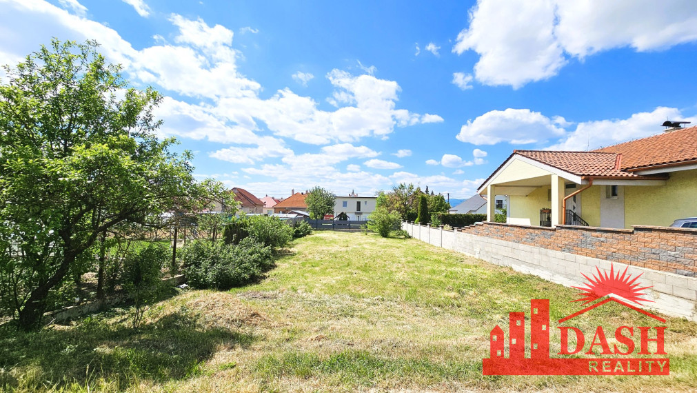 Stavebný pozemok | Trenčianska Turná | projekt | povolenie | 607 m2
