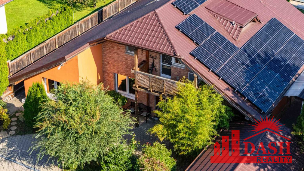 Investment Property with Residential Living | For Sale | Drietoma