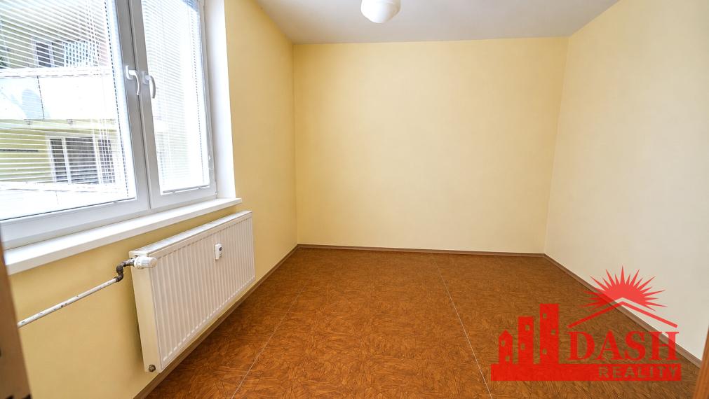 Na predaj | 3 izbový byt | Trenčín | Novomeského | 70 M2