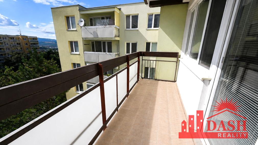 Na predaj | 3 izbový byt | Trenčín | Novomeského | 70 M2