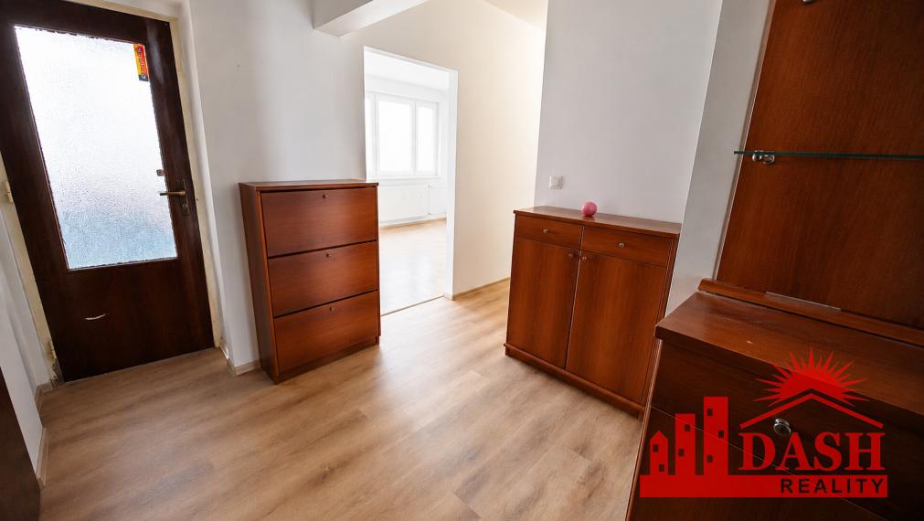 Na predaj | 3 izbový byt | Trenčín | Novomeského | 70 M2