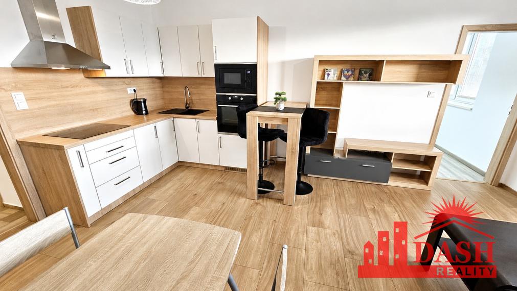 For rent, 2-room apartment with loggia and parking space, Trenčín, Saratovská