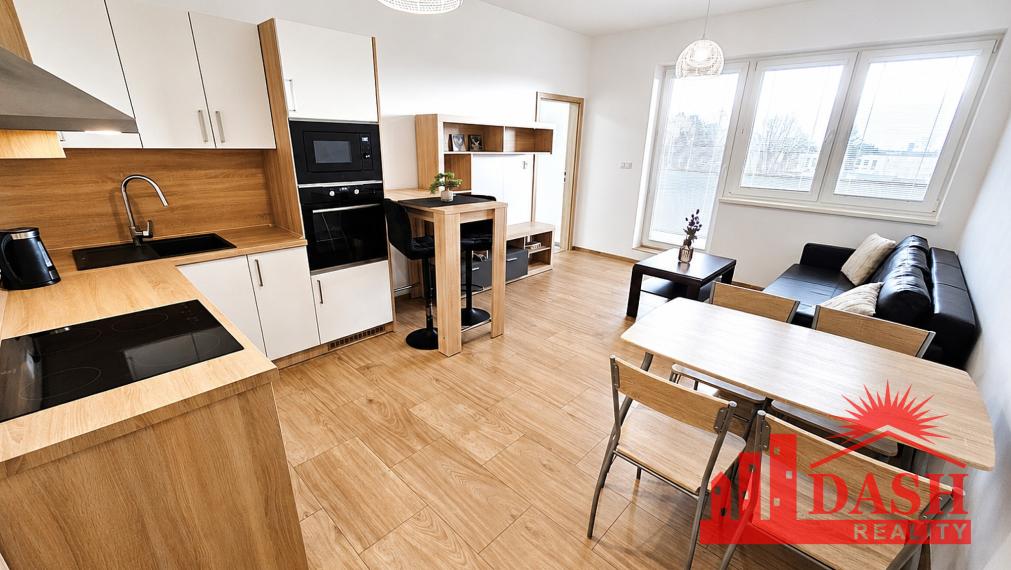 For rent, 2-room apartment with loggia and parking space, Trenčín, Saratovská