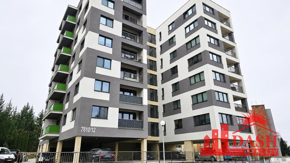 For rent, 2-room apartment with loggia and parking space, Trenčín, Saratovská