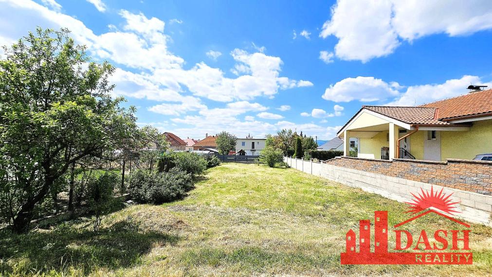 Stavebný pozemok | Trenčianska Turná | projekt | povolenie | 607 m2