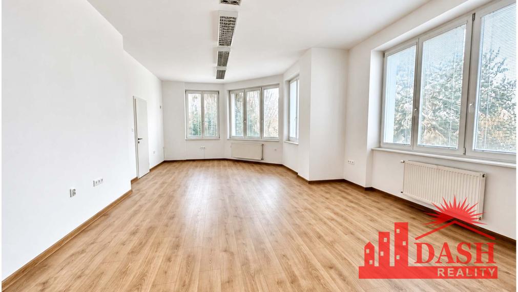 Na prenájom | kancelársky priestor 60 m2 | Trenčín, ul. M. R. Štefánika