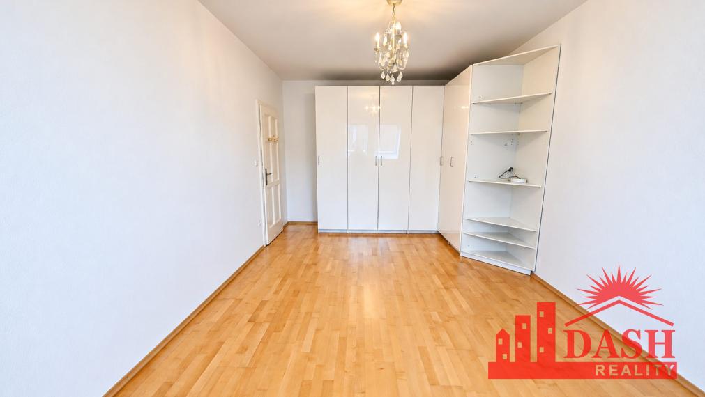 Na predaj | 2 izbový byt s parkovaním | tehla | Trenčín | 74 m2