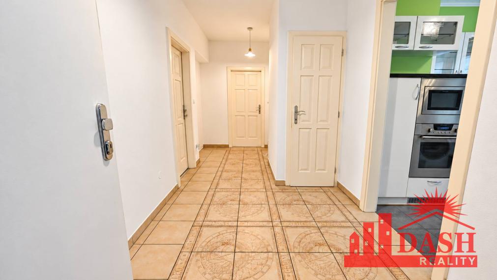 Na predaj | 2 izbový byt s parkovaním | tehla | Trenčín | 74 m2