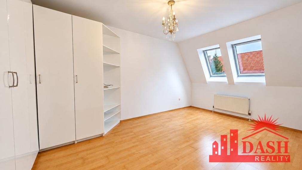 Na predaj | 2 izbový byt s parkovaním | tehla | Trenčín | 74 m2