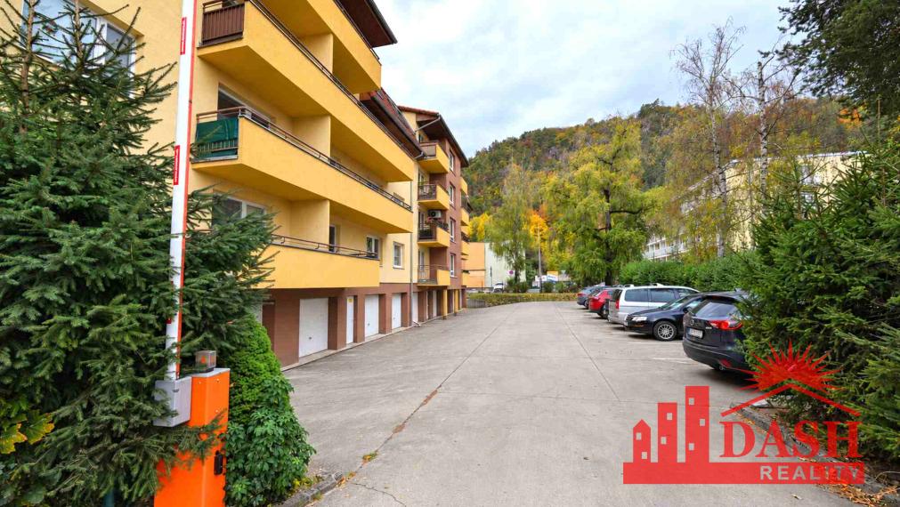 Na predaj | 2 izbový byt s parkovaním | tehla | Trenčín | 74 m2