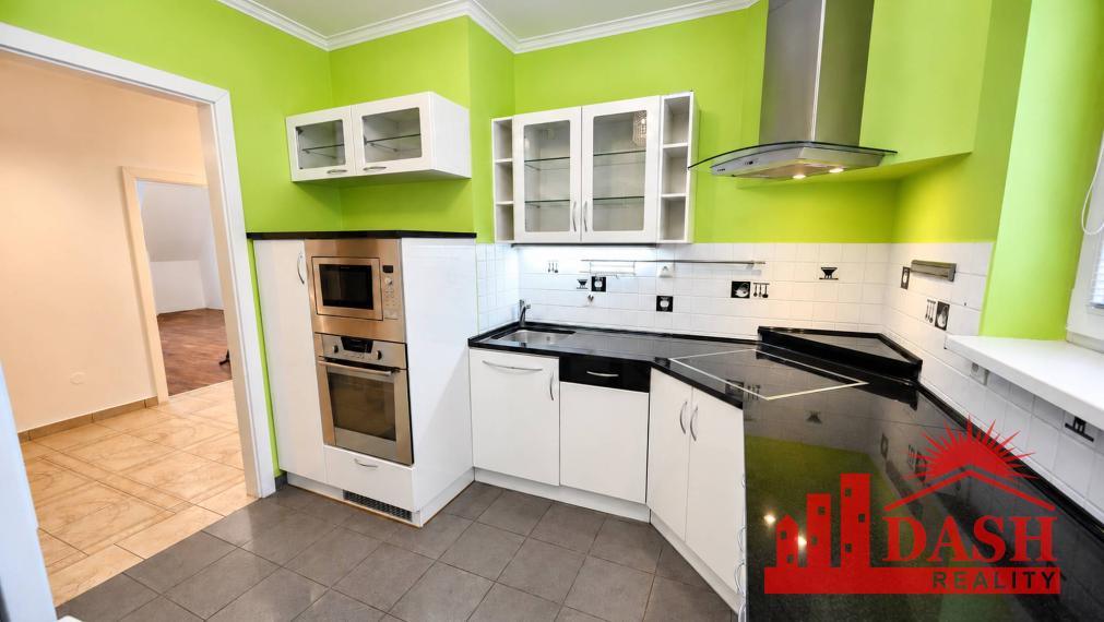 Na predaj | 2 izbový byt s parkovaním | tehla | Trenčín | 74 m2