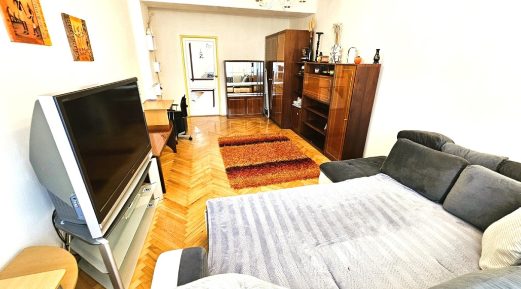 Na predaj 2 izbový byt v centre, 53 m2, Trenčín, ul. 28.októbra