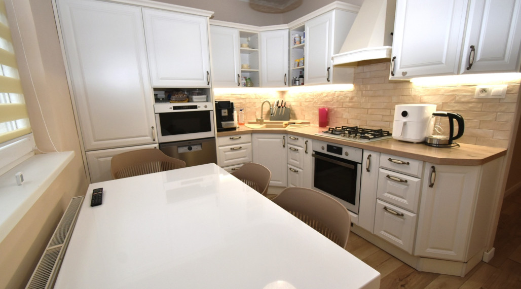 Na predaj 4 izbový byt po kompletnej rekonštrukcii, 92 m2, Trenčín, Bavlnárska