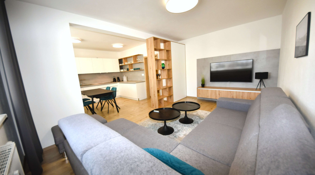 Na predaj 2 izbový byt s garážou v novostavbe, Trenčín, 72 m2, rezidencia Zlatovská