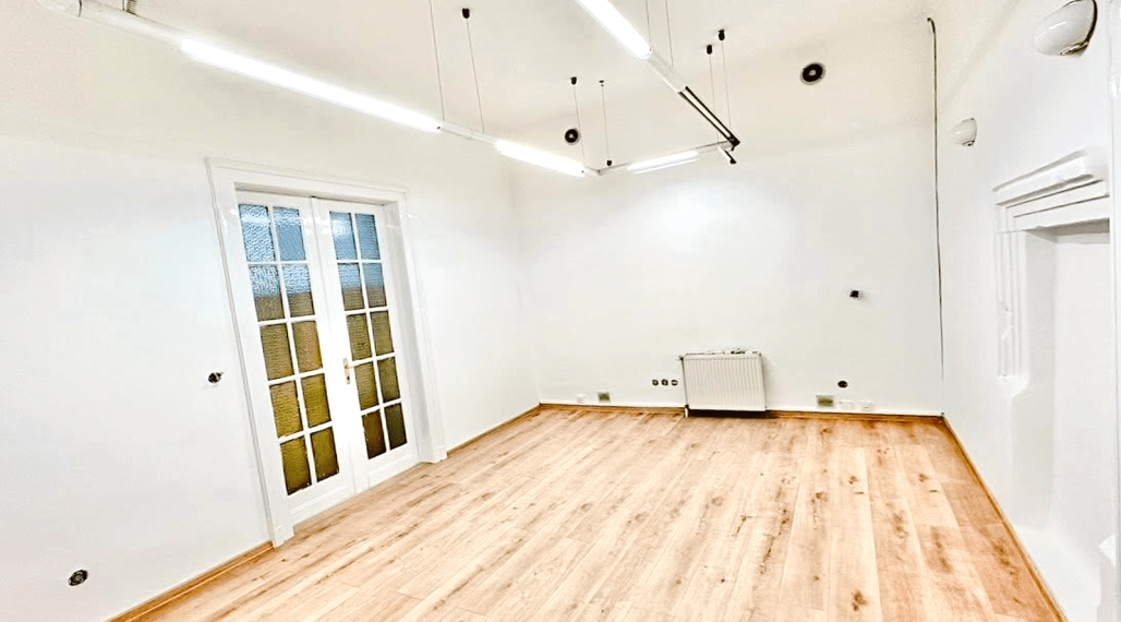 For rent office, space in the center, Trenčín, 20 m2, Mierové námestie