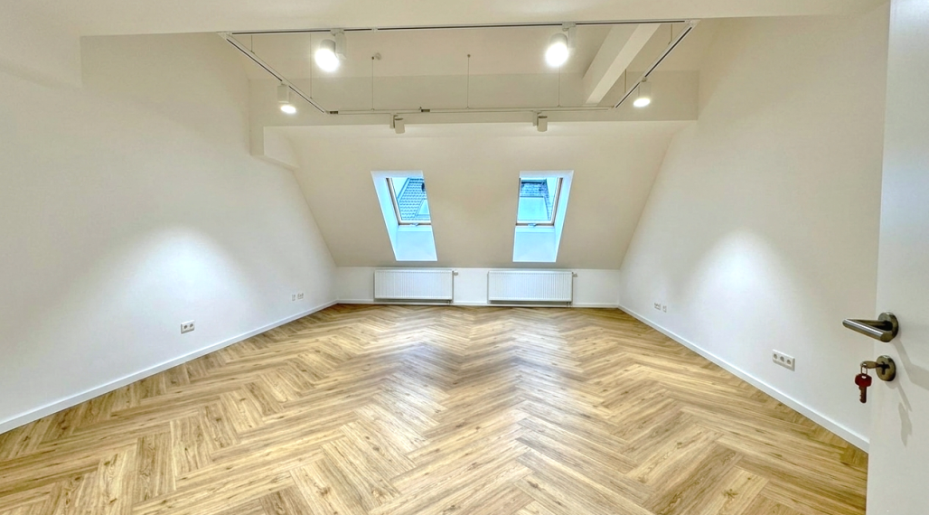 Na prenájom kancelária, komerčný priestor v centre, Trenčín, 79 m2, Mierové námestie