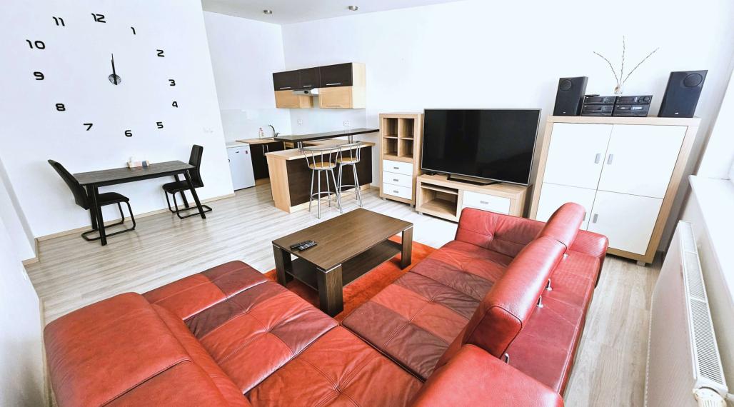 Na prenájom zariadený byt v centre mesta, Trenčín, ul. Hviezdoslavova