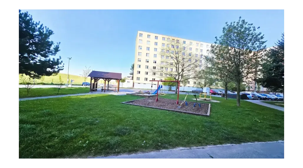 Na predaj | 3-izbový byt na Sihoti | veľká lodžia | Trenčín