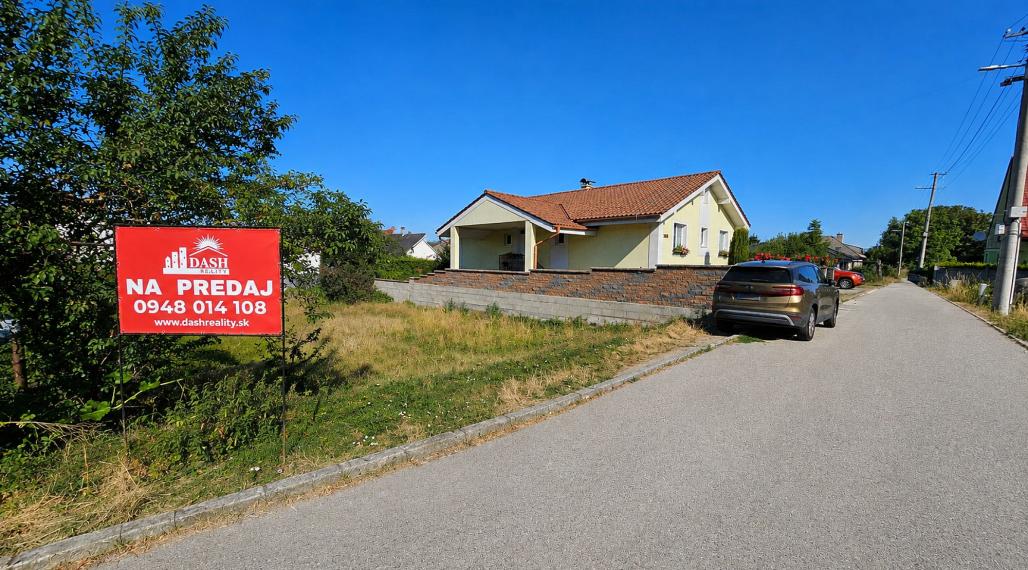 Stavebný pozemok | Trenčianska Turná | projekt | povolenie | 607 m2