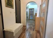 Na predaj 3 izbový byt s lodžiou, 77 m2, Trenčín ul. Halalovka