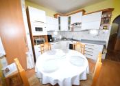 Na predaj veľký 3 izbový byt s lodžiou, 77 m2, Trenčín, Halalovka