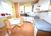 Na predaj veľký 3 izbový byt s lodžiou, 77 m2, Trenčín, Halalovka