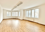 Na prenájom kancelársky priestor 60 m2 s parkovaním, Trenčín, ul. M. R. Štefánika